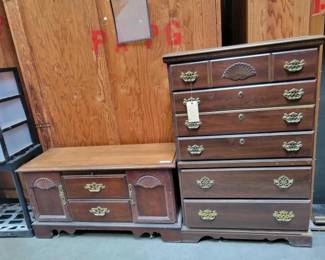 #5008 • Dresser and Trunk
