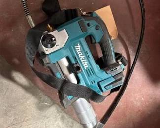 #3056 • Makita Grease Gun
