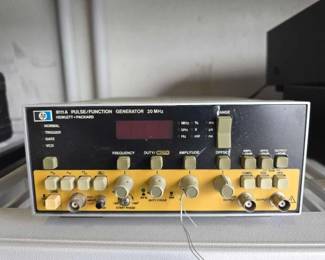#1062 • HP 8111A Pulse/Function Generator
