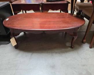 #5512 • Wooden Coffee Table
