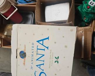 #5592 • Decorations and Storage Containers
