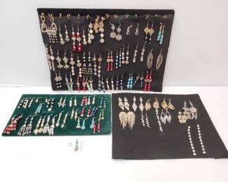 #848 • (64) Earrings
