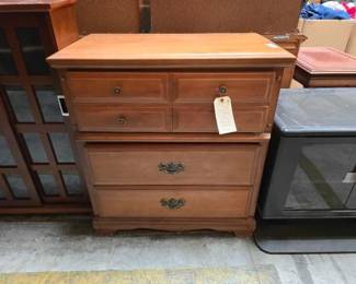 #5508 • Wooden Dresser
