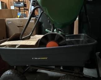 #3152 • WheelBarrow & Scott’s Turf Builder & Weed Control & Yard/Lawn Supplies
