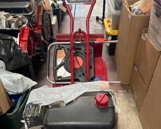 #3190 • Troy-Bilt Super Bronco CRT Counter Rotating Tines
