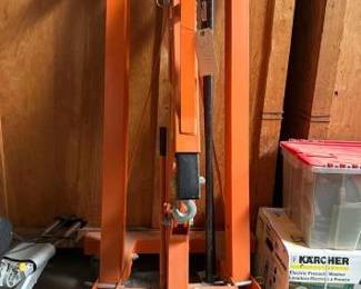 #3016 • Central Hydraulic 1 Ton Shop Crane
