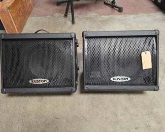 #2068 • (2) Kustom KCP12MP Powered Speakers
