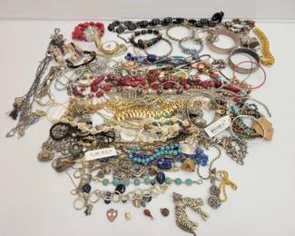 #836 • Costume Jewelry
