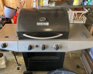 Gas grill