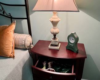 Bombay end table and alabaster table lamp