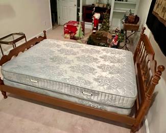 Full size bed