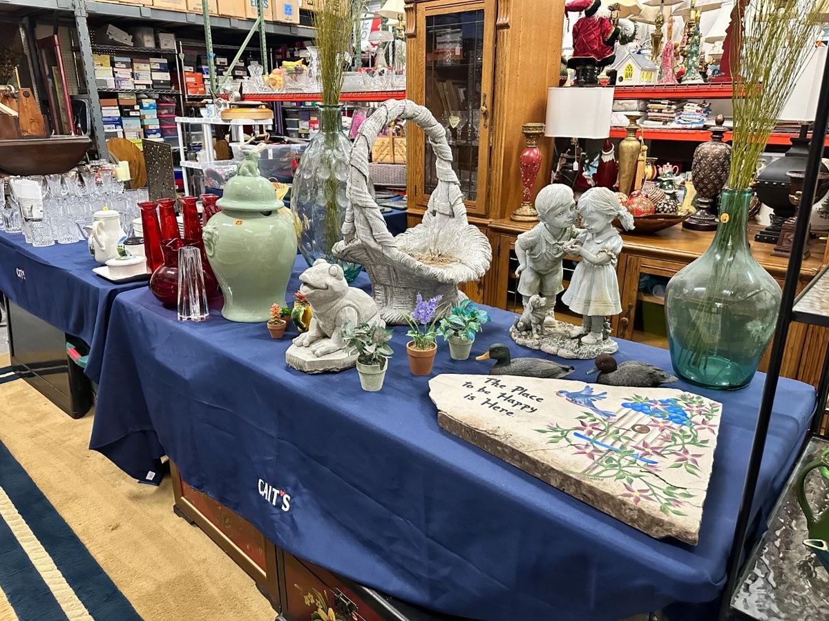 Cait's Mokena Estate Sale 50 OFF SUNDAY! starts on 5/10/2024