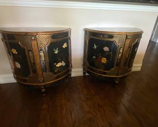 2 matching storage cabinets 