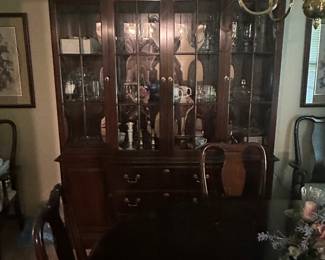 Ethan Allen china cabinet 