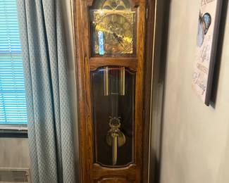 Excellent Howard Miller Grandfather Clock