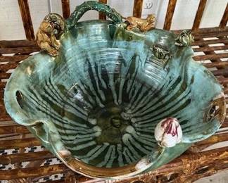 Majolica bowl