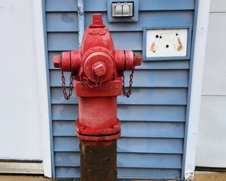 Fire hydrant 