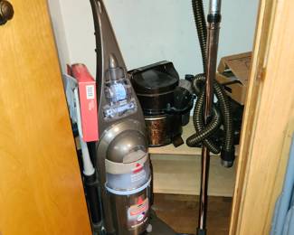 Bissell Vacuum, Vintage Rainbow Canister Vacuum. 