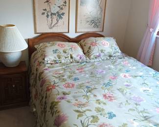 Embroidered sild bed covering and more art