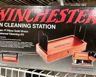 NIB WINCHESTER GUN CLEANING STATION $30