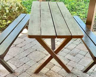 3 pc wood picnic Table set $150
Table 70 x 28 x 31” h
benches 70”long x 11.5”deep x 18 (floor to seat) 