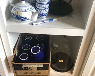 mugs, teapot set