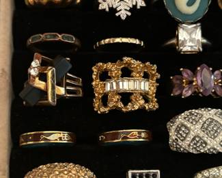 Beautiful rings / jewelry 