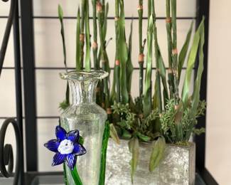 Vase, decorative plant