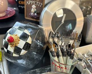 Silverware, pyrex, candy/cookie jar, clock