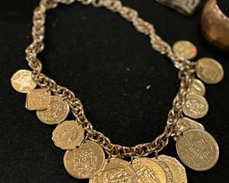 Elegant coin necklace