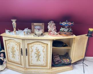 Beautiful French cabinet