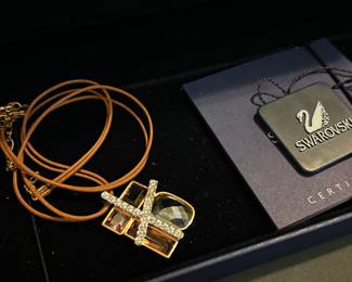 Beautiful Swarovski necklace 