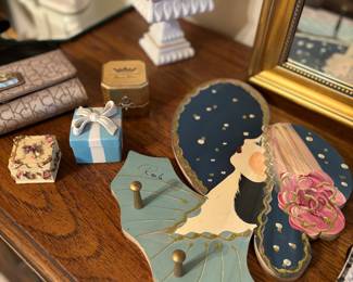 Art Deco wall hanger 