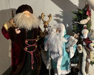 Christmas / Santa figures 