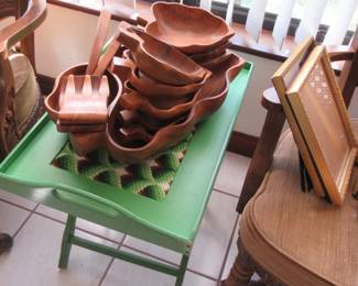 Angela green tray with wood serving set