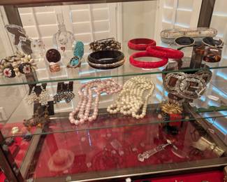 Bracelets, Brighton belt, Brighton sunglasses, Pearls, bracelets, rings, Swarovski, Baccarat