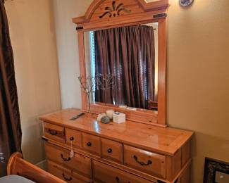 Queen-size bedroom furniture - Bed, dresser and night stand