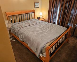 Queen-size bedroom furniture - Bed, dresser and night stand