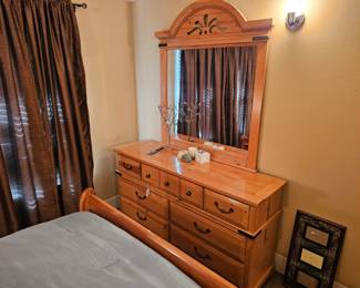 Queen-size bedroom furniture - Bed, dresser and night stand