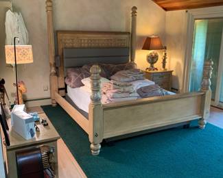 Bed frame by Drexel Heritage - Corbel