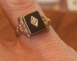 Antique ring 