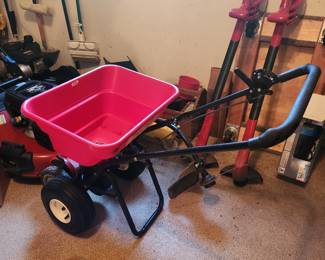 Loads of lawn care items 