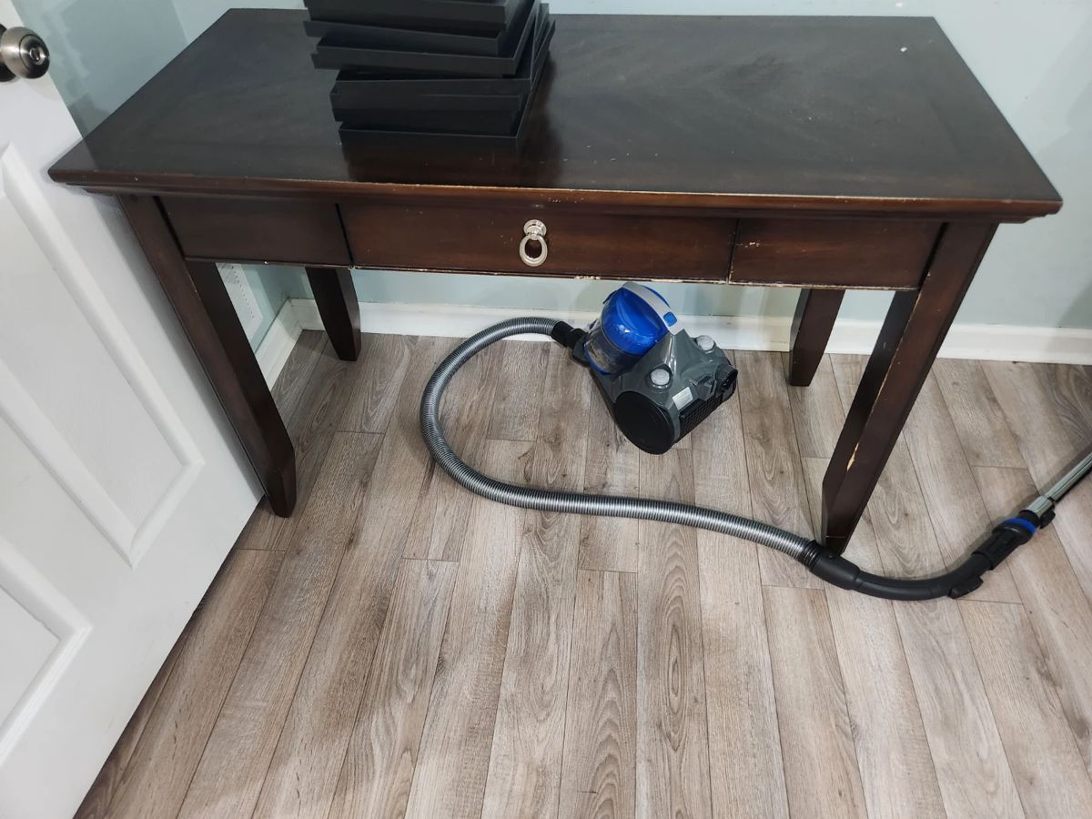 Moving Sale Tools and Furniture in Tallahassee, FL starts on 5/18/2024