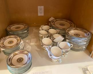 $975 Wedgwood Columbia set of china 