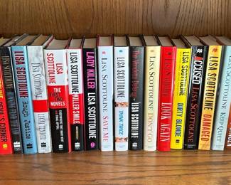 Large Lot Of Books Written By Lisa Scottoline