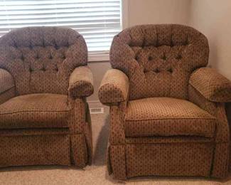2 LayZBoy Matching Swivel Chairs
