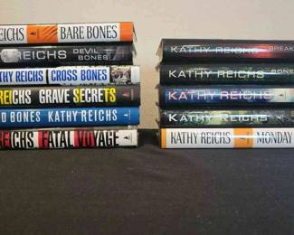 Kathy Reichs Hardback Books