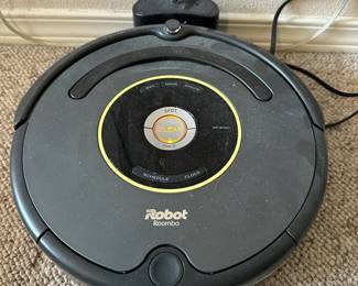 Roomba Vacuum