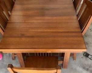 Intercon Furniture for Life Dining Table and Chairs