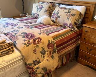 Queen Size Bedroom Set
